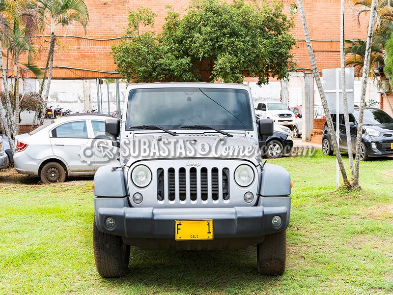 Jeep Wrangler Unlimited Sport 2017 Placa FRK981